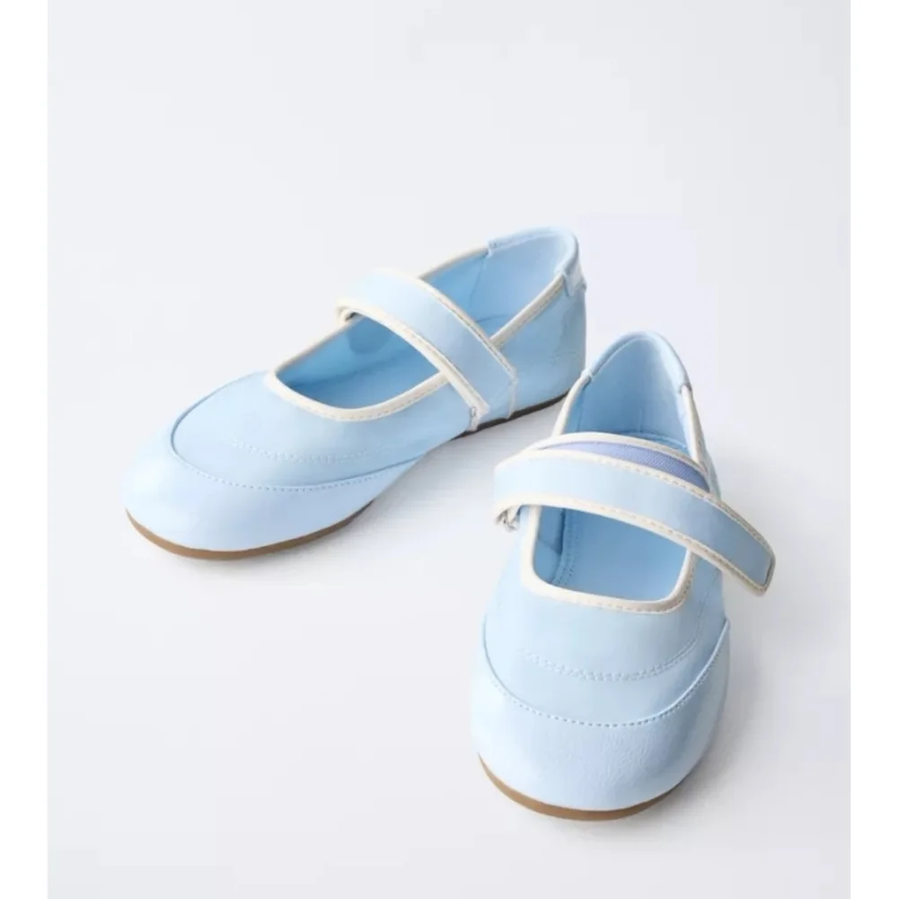 Zara Light Blue Girls' Mary Jane Sporty Ballet Flats with Cream Trim Sz-2.5